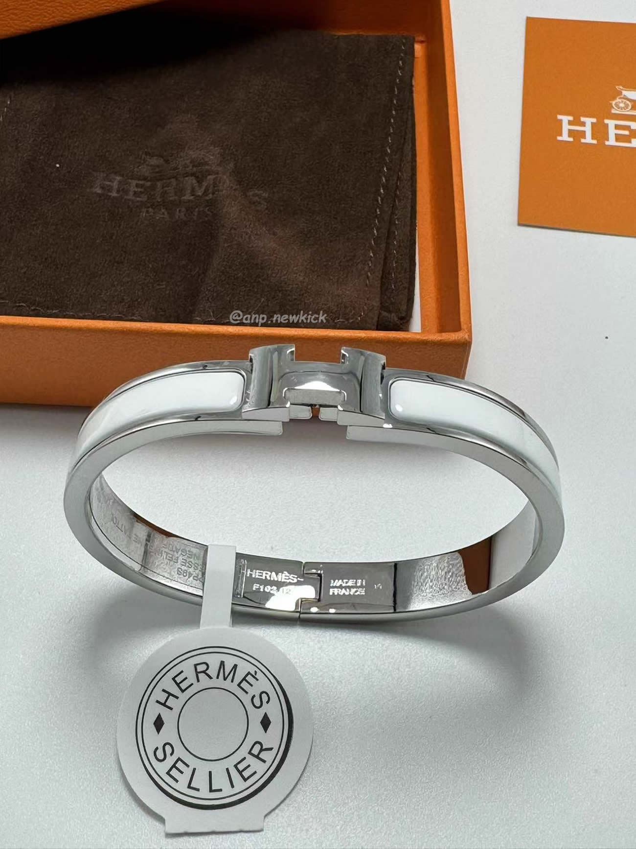 Hermès Clic H Bracelet (3) - www.newkick.vip